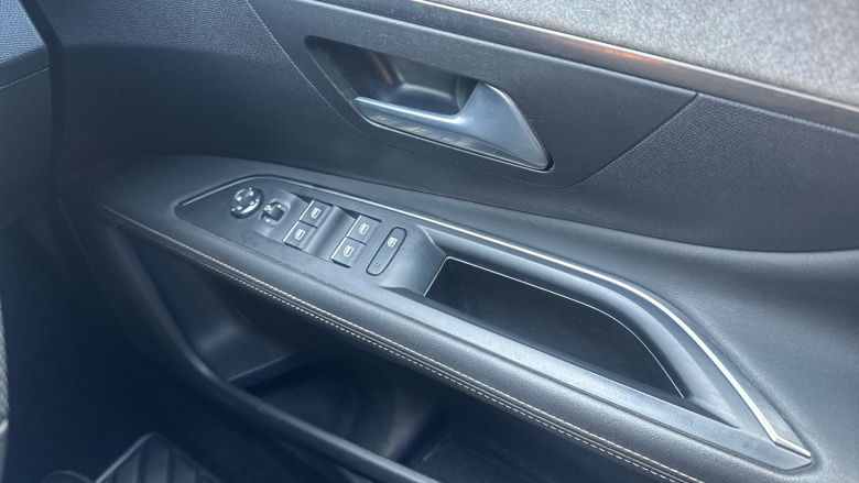 Peugeot 3008 1.6 Hybrid4 300 GT 5dr e-EAT8 Estate